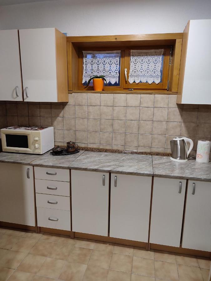 Apartman Adna Kulen Vakuf Exterior photo